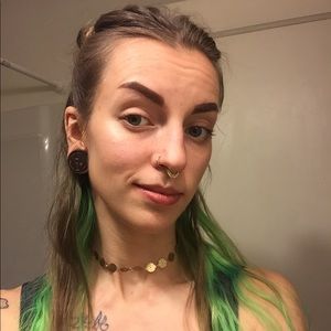 Meet your Posher, Victoria